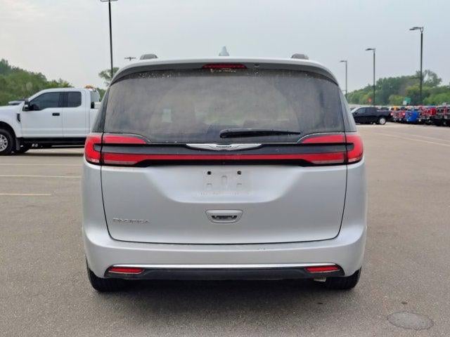 2022 Chrysler Pacifica Touring