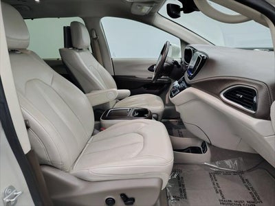2021 Chrysler Pacifica Hybrid Touring L