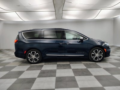 2024 Chrysler Pacifica Pinnacle