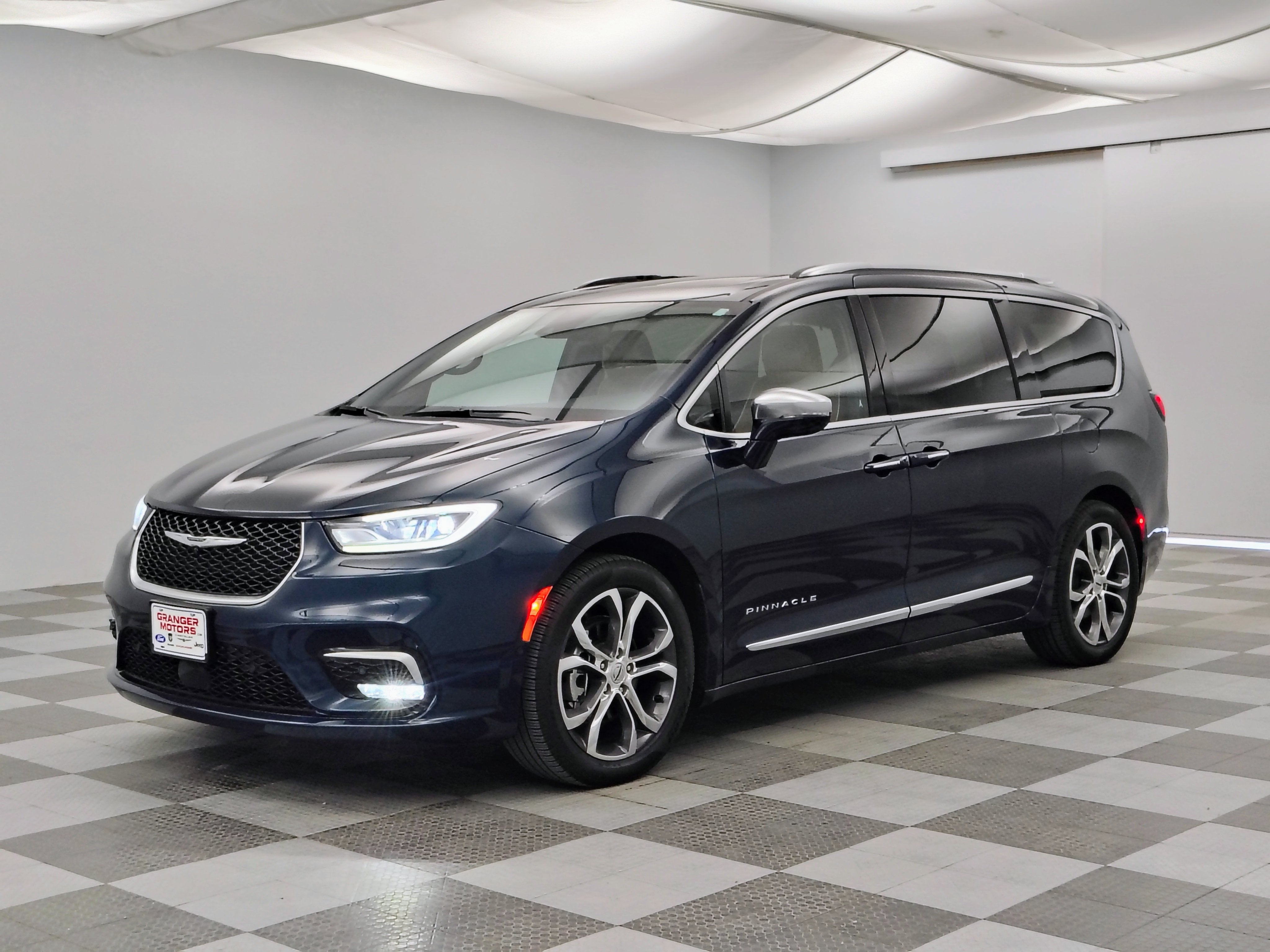 2024 Chrysler Pacifica Pinnacle