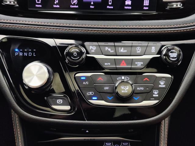 2024 Chrysler Pacifica Pinnacle