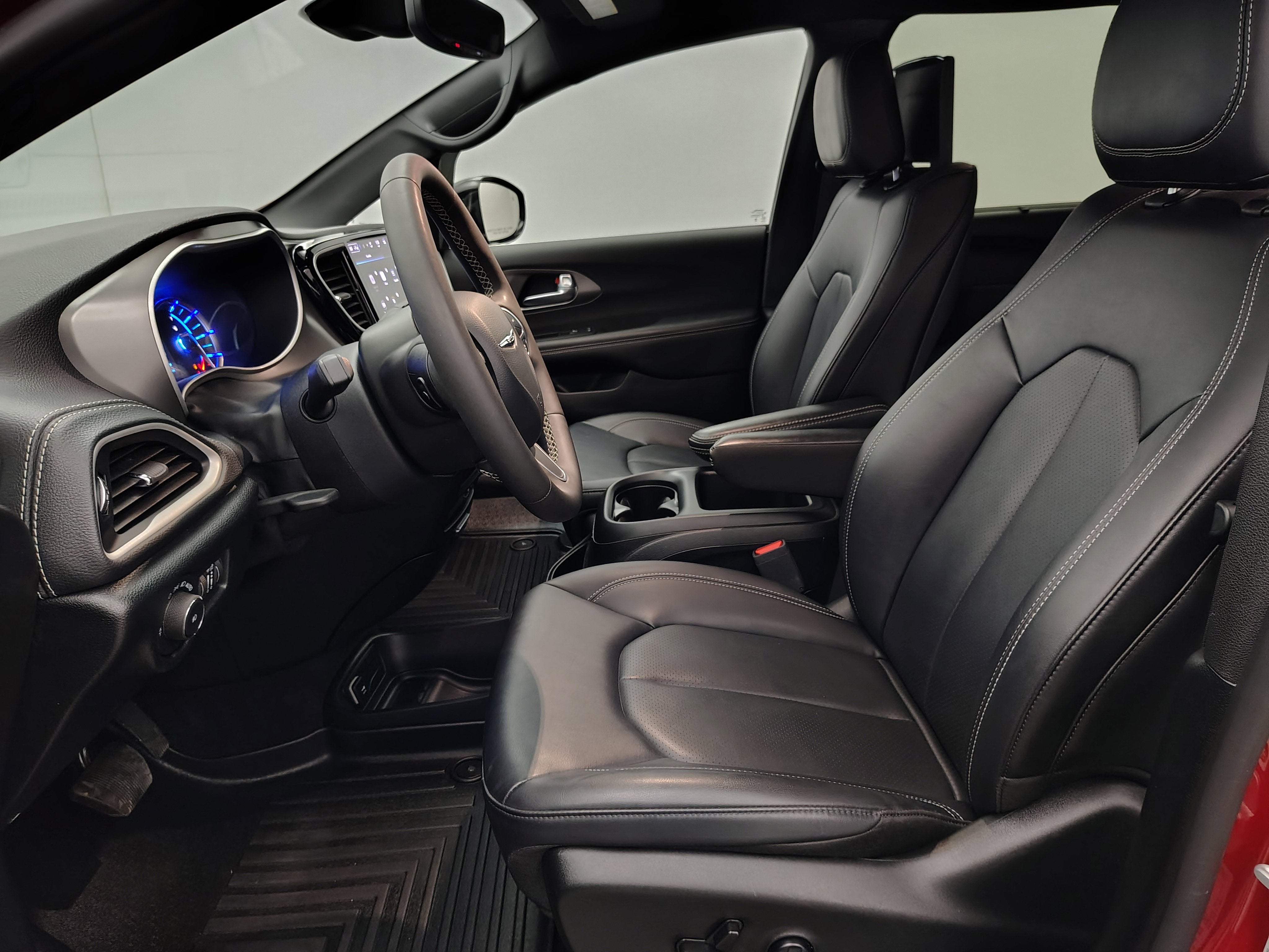 2025 Chrysler Pacifica Hybrid Select
