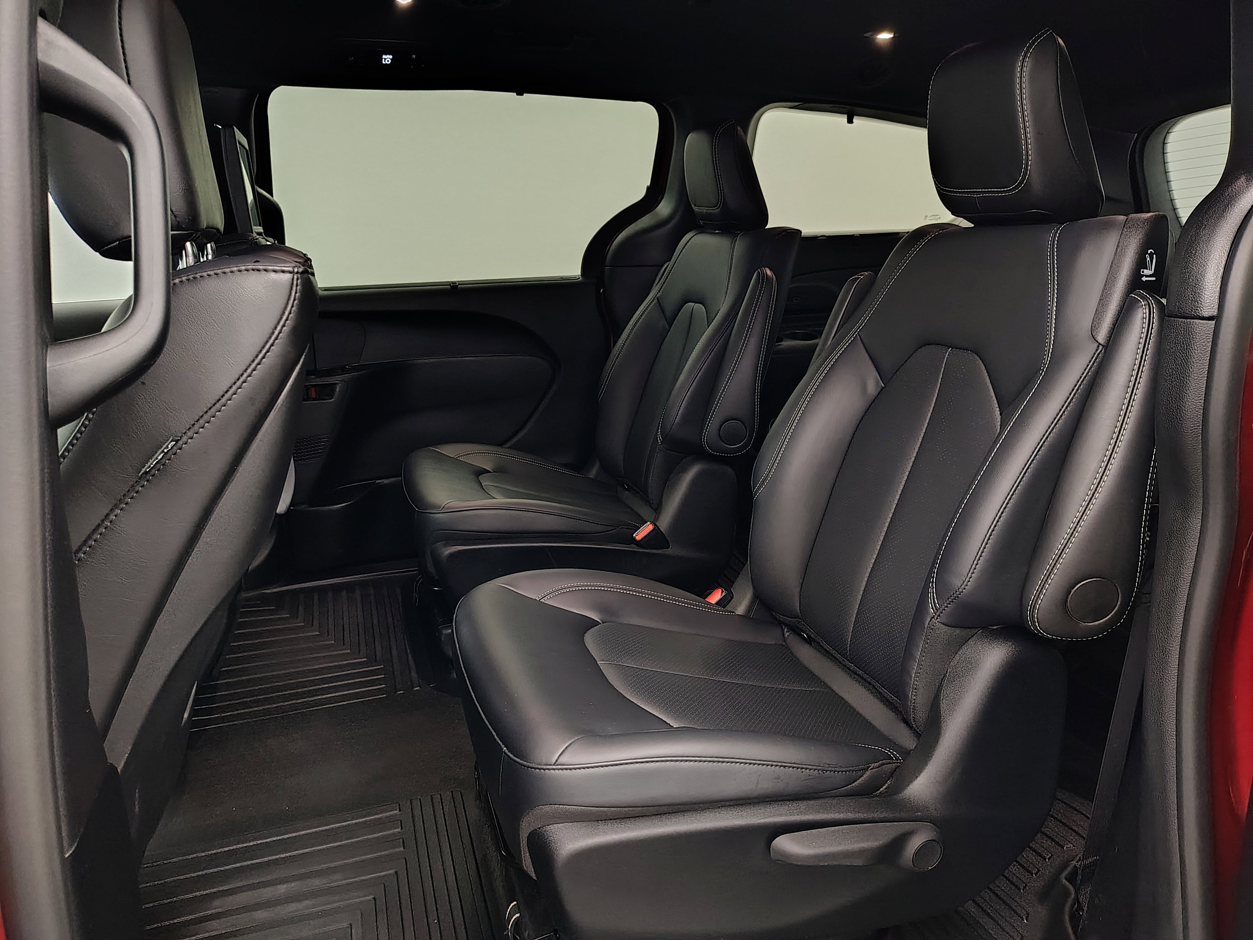 2025 Chrysler Pacifica Hybrid Select