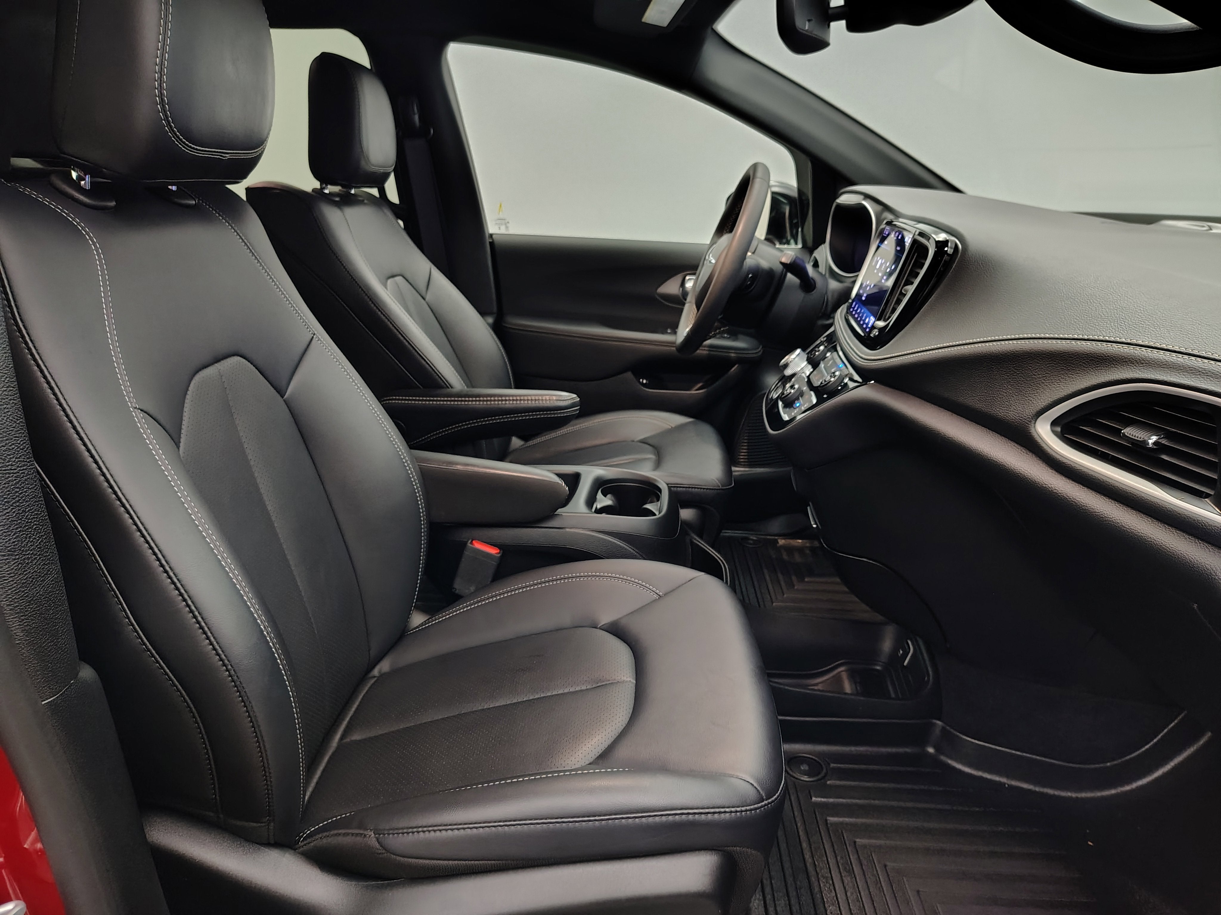 2025 Chrysler Pacifica Hybrid Select