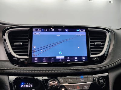 2025 Chrysler Pacifica Hybrid Select