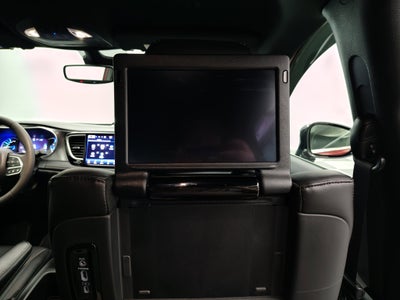 2025 Chrysler Pacifica Hybrid Select