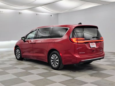 2025 Chrysler Pacifica Hybrid Select