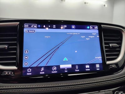 2025 Chrysler Pacifica Hybrid Select