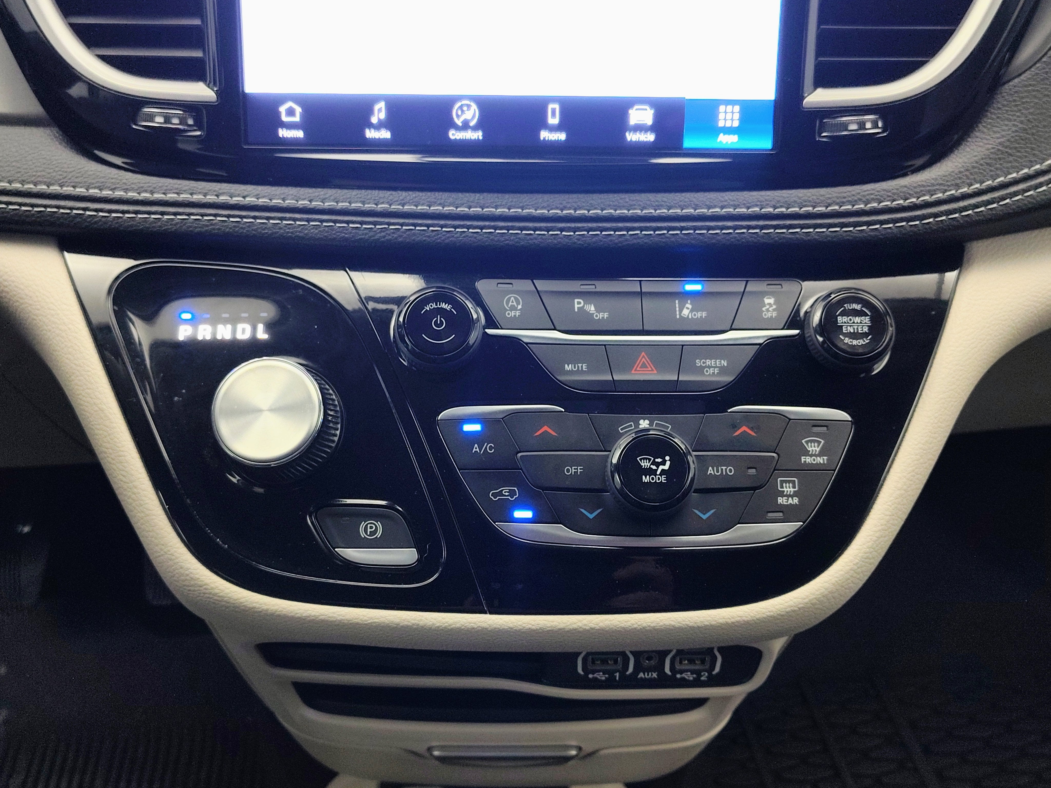 2024 Chrysler Pacifica Touring L AWD