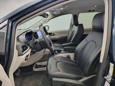 2024 Chrysler Pacifica Touring L AWD