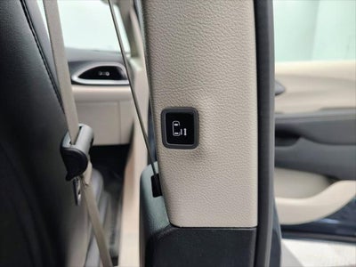 2024 Chrysler Pacifica Touring L AWD
