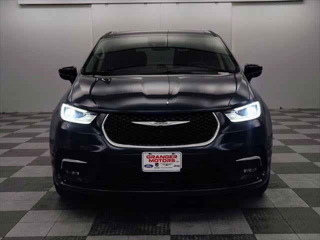 2024 Chrysler Pacifica Touring L AWD