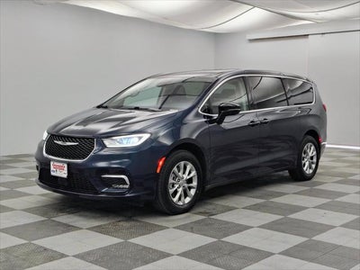 2024 Chrysler Pacifica Touring L AWD