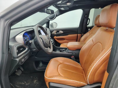 2024 Chrysler Pacifica Pinnacle