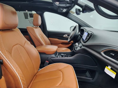 2024 Chrysler Pacifica Pinnacle