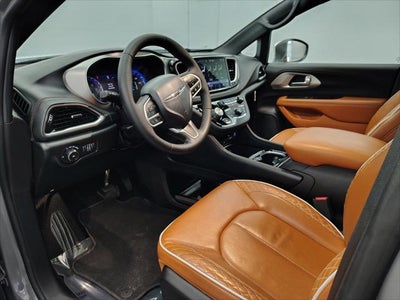 2024 Chrysler Pacifica Pinnacle
