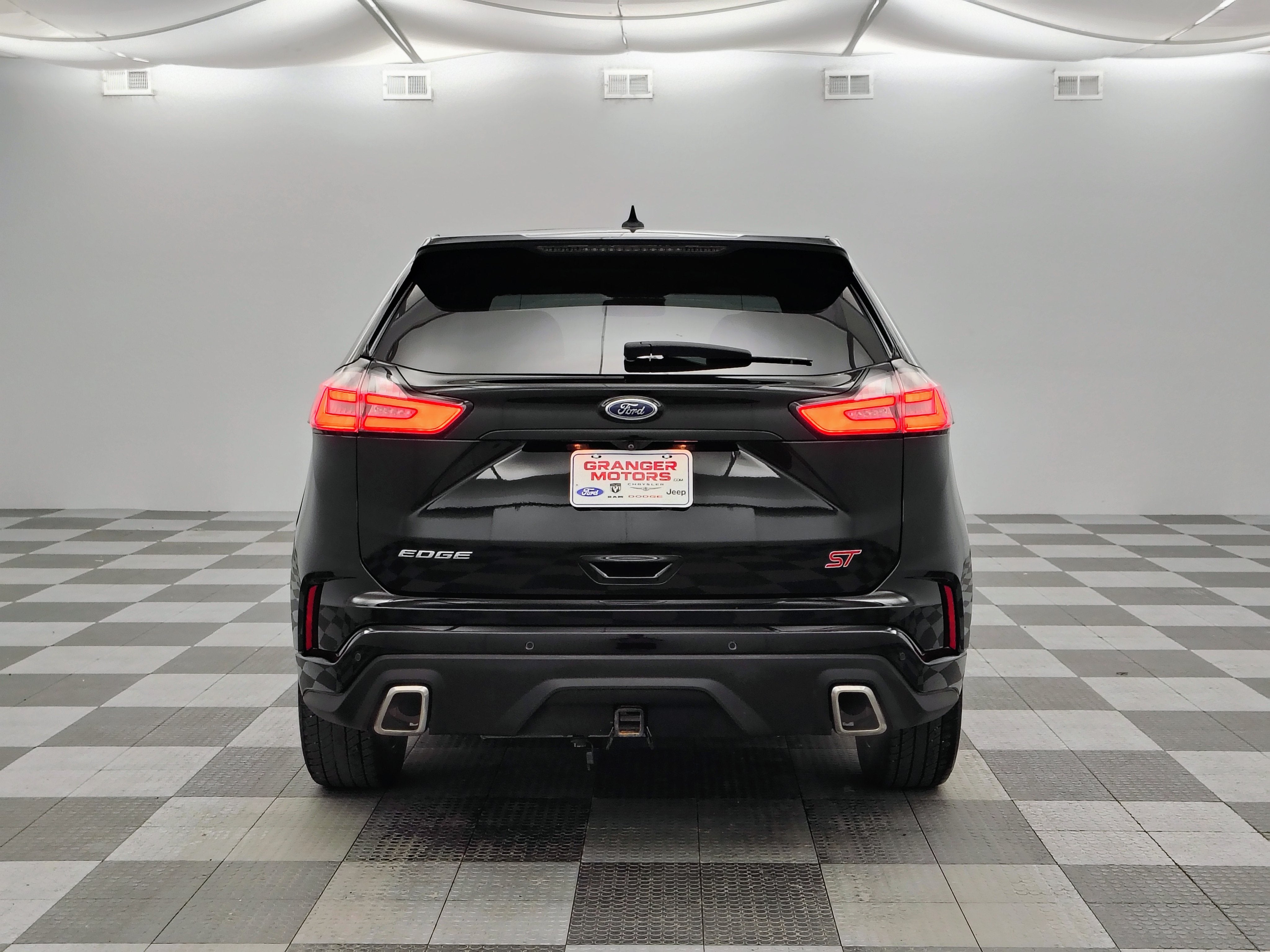 2019 Ford Edge ST