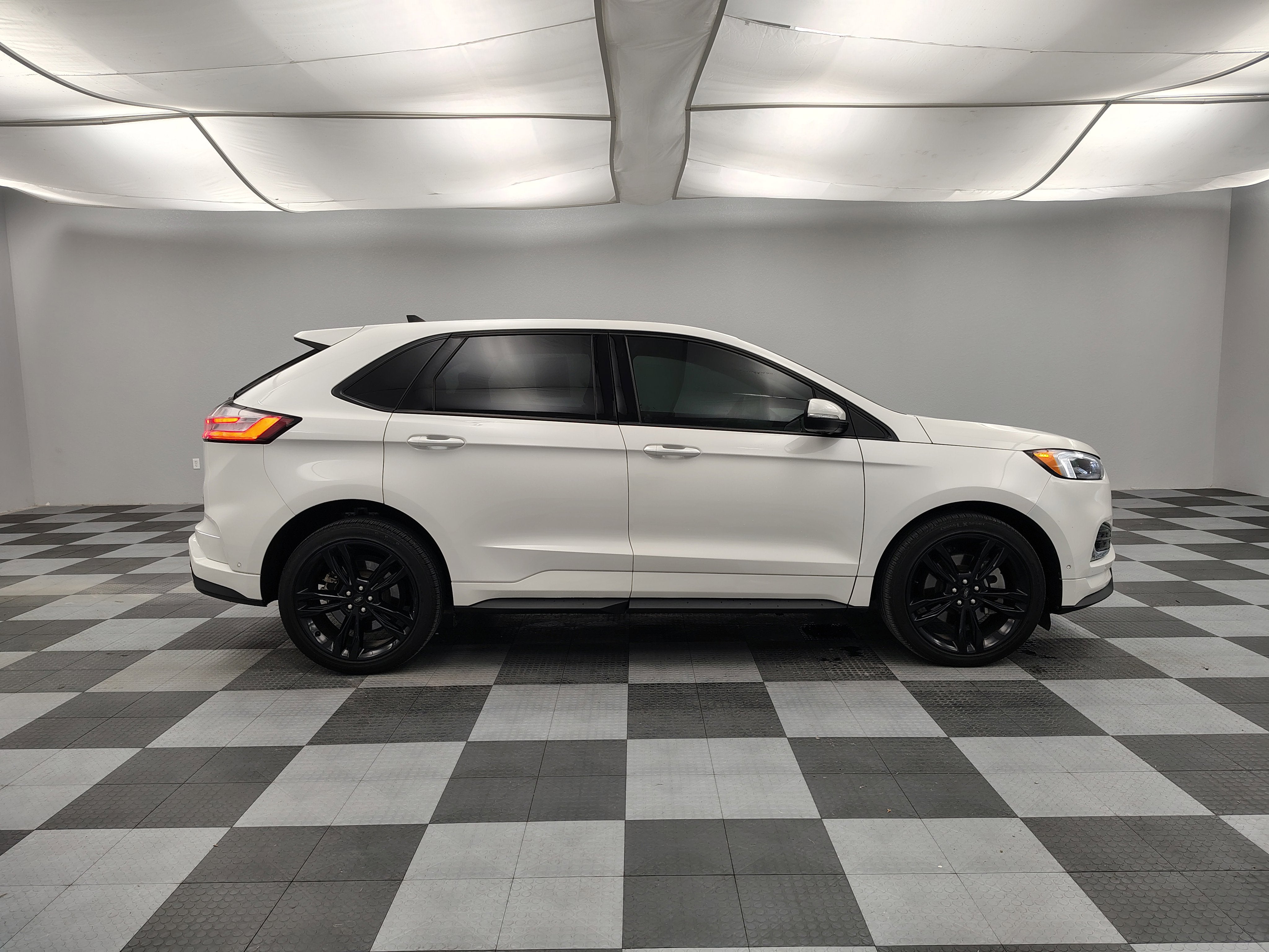 2022 Ford Edge ST