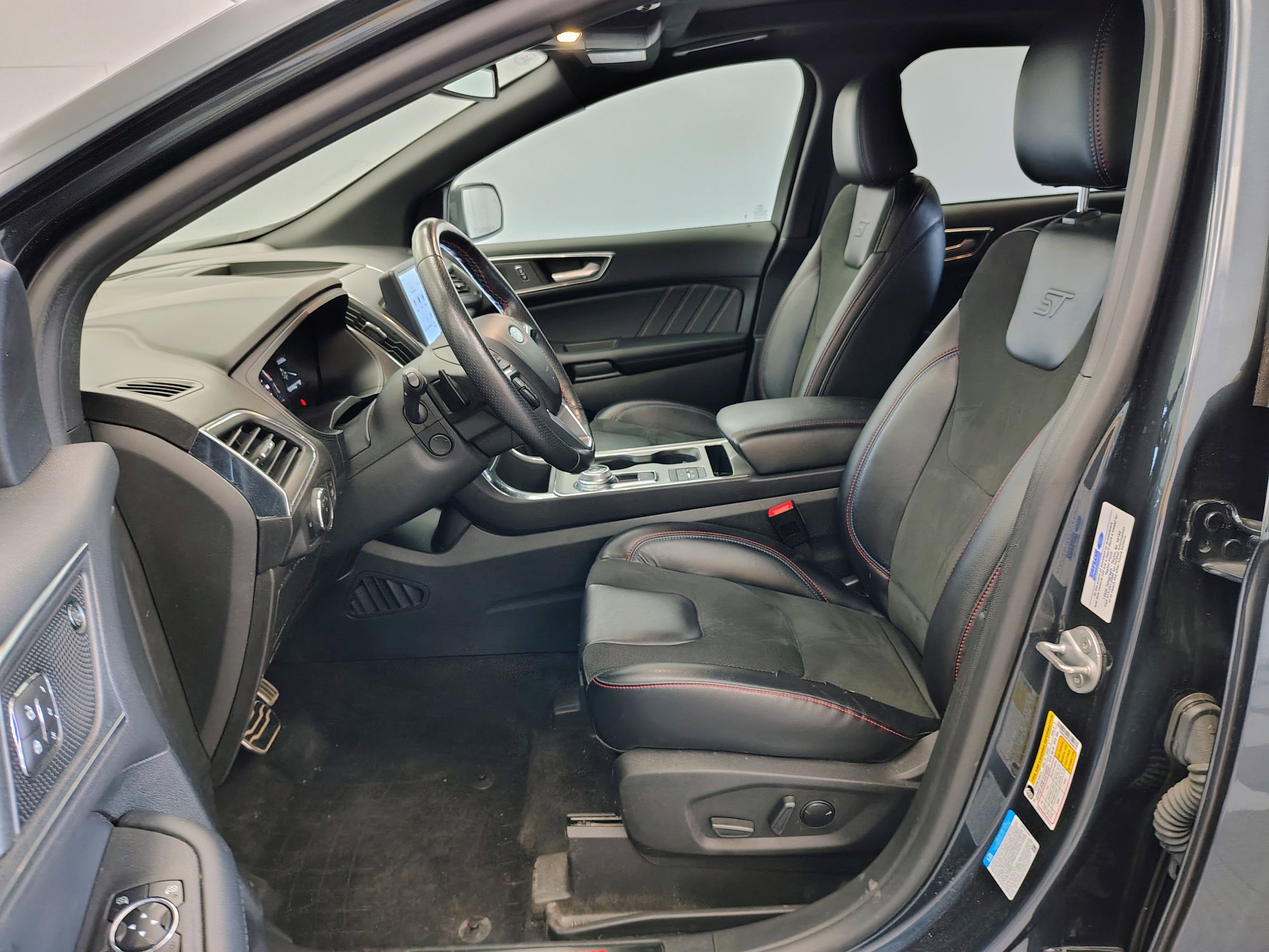 2023 Ford Edge ST