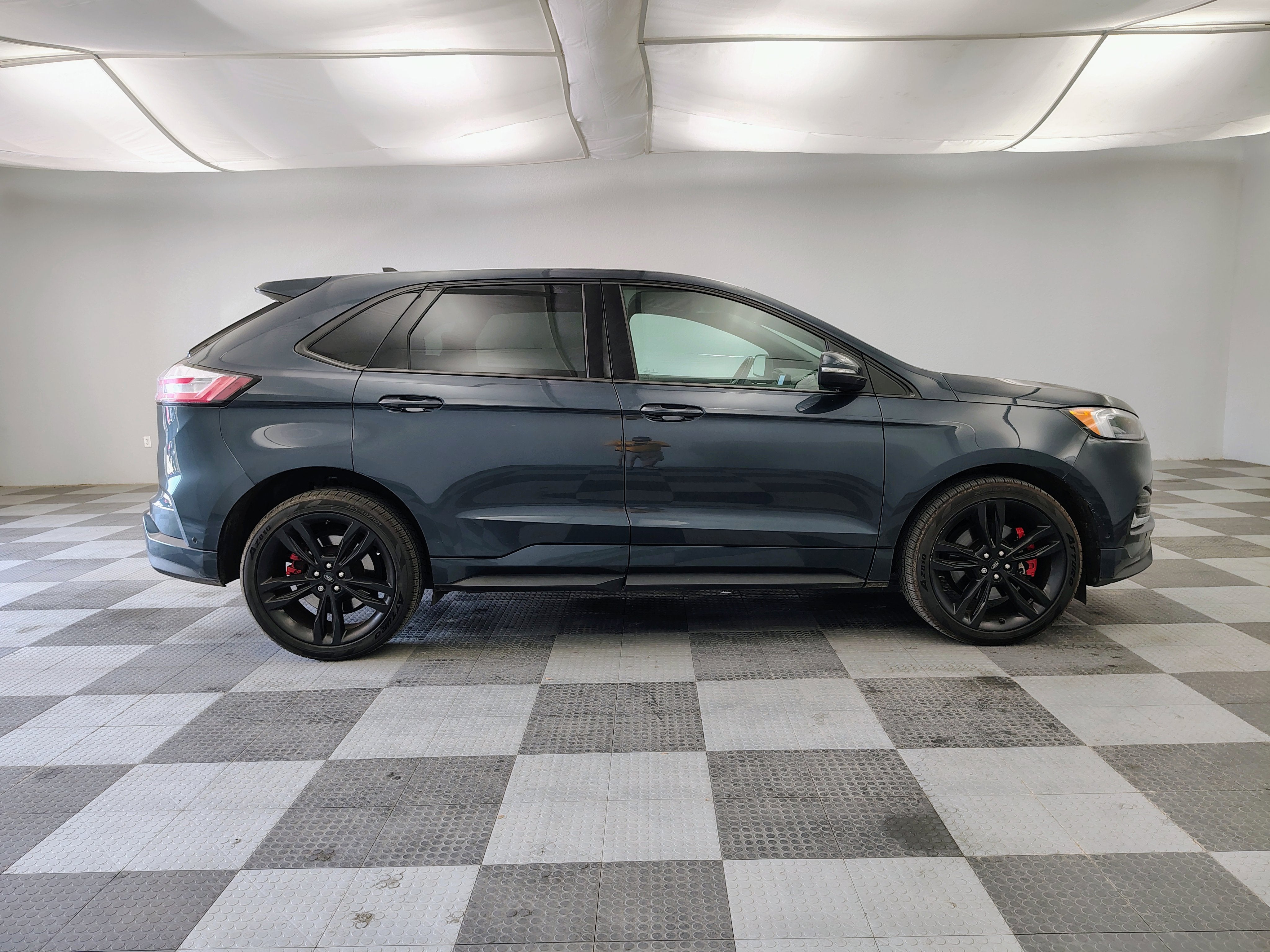 2023 Ford Edge ST