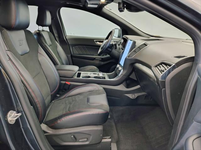 2023 Ford Edge ST