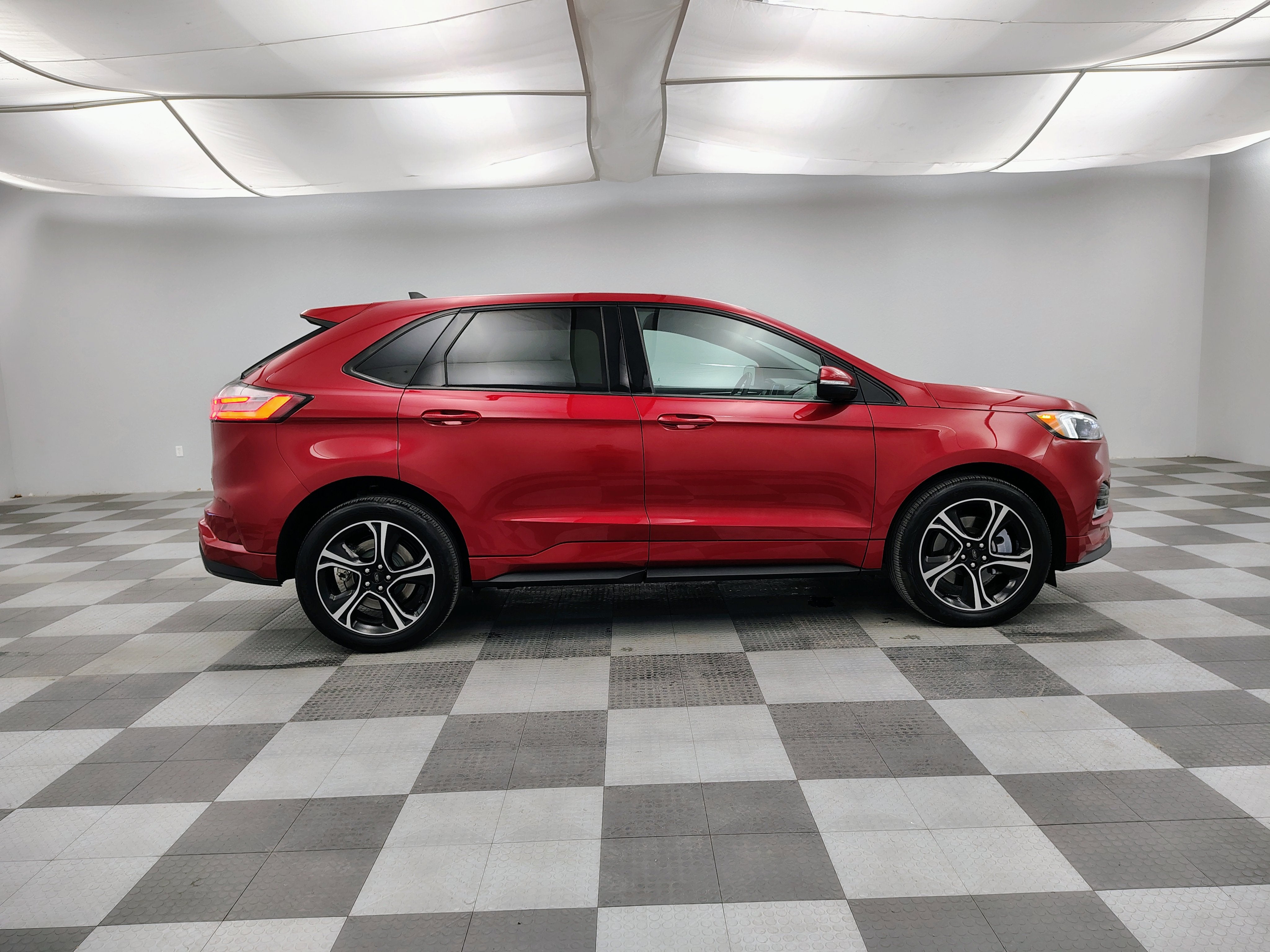 2024 Ford Edge ST