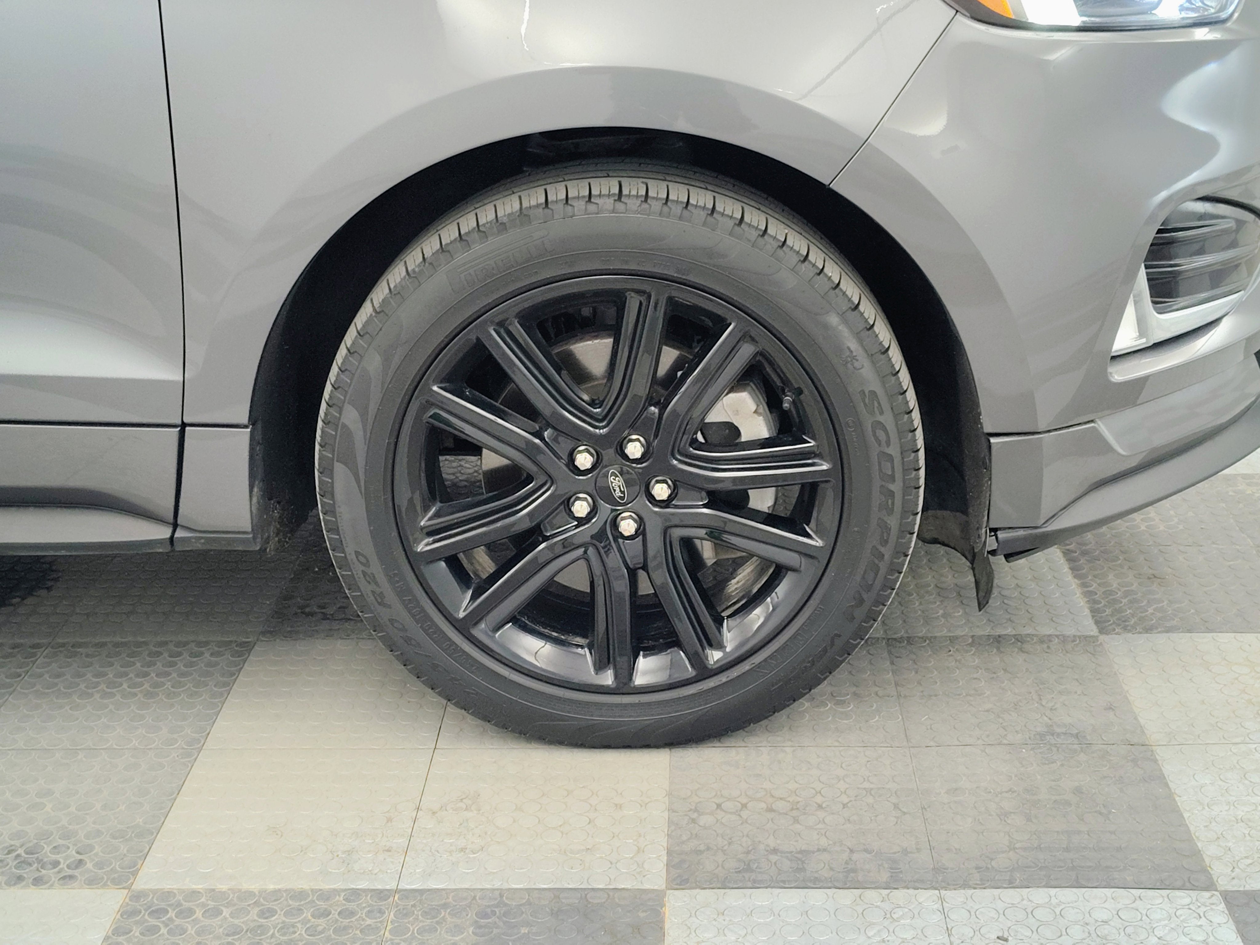 2022 Ford Edge ST-Line