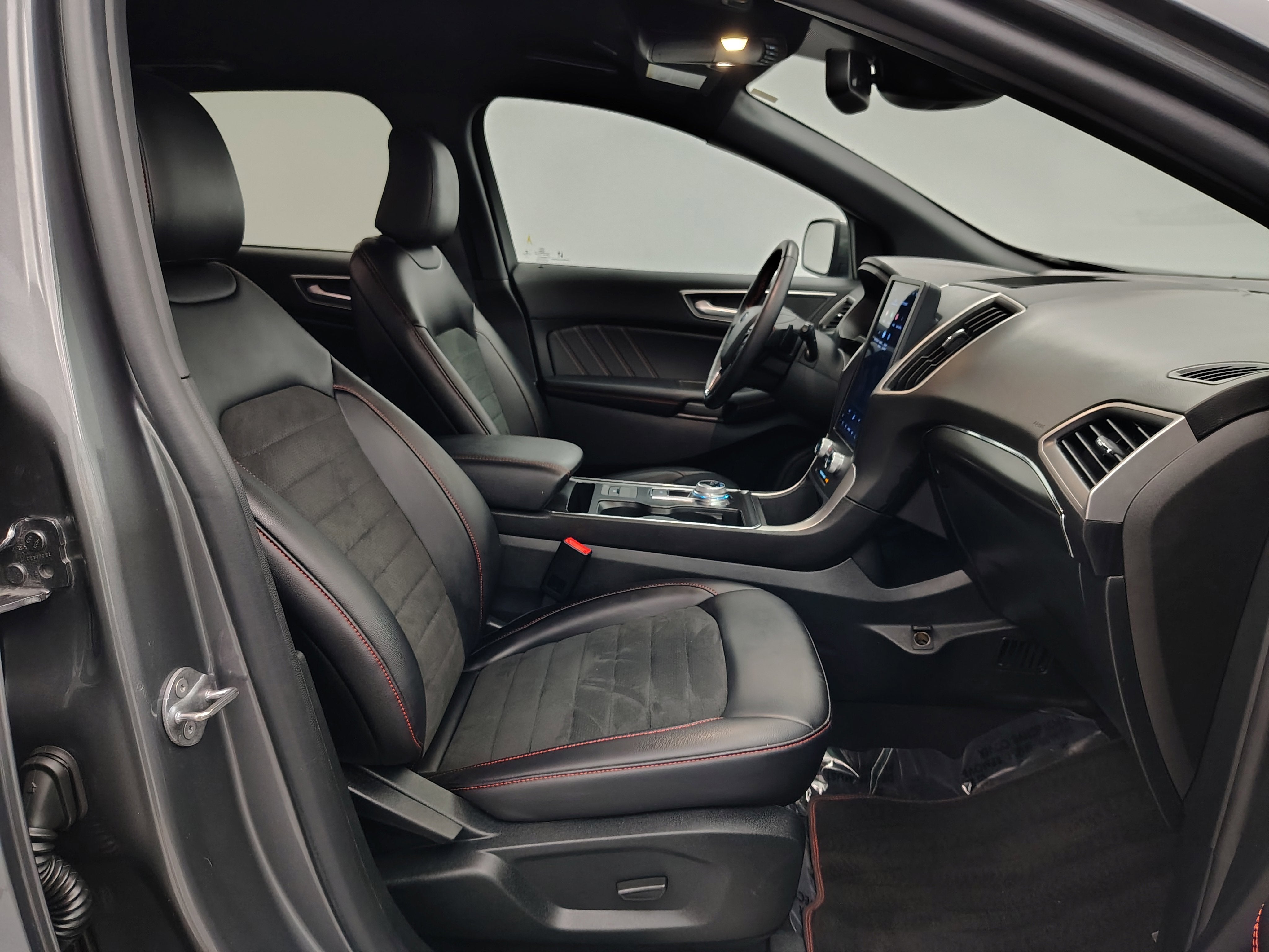 2022 Ford Edge ST-Line