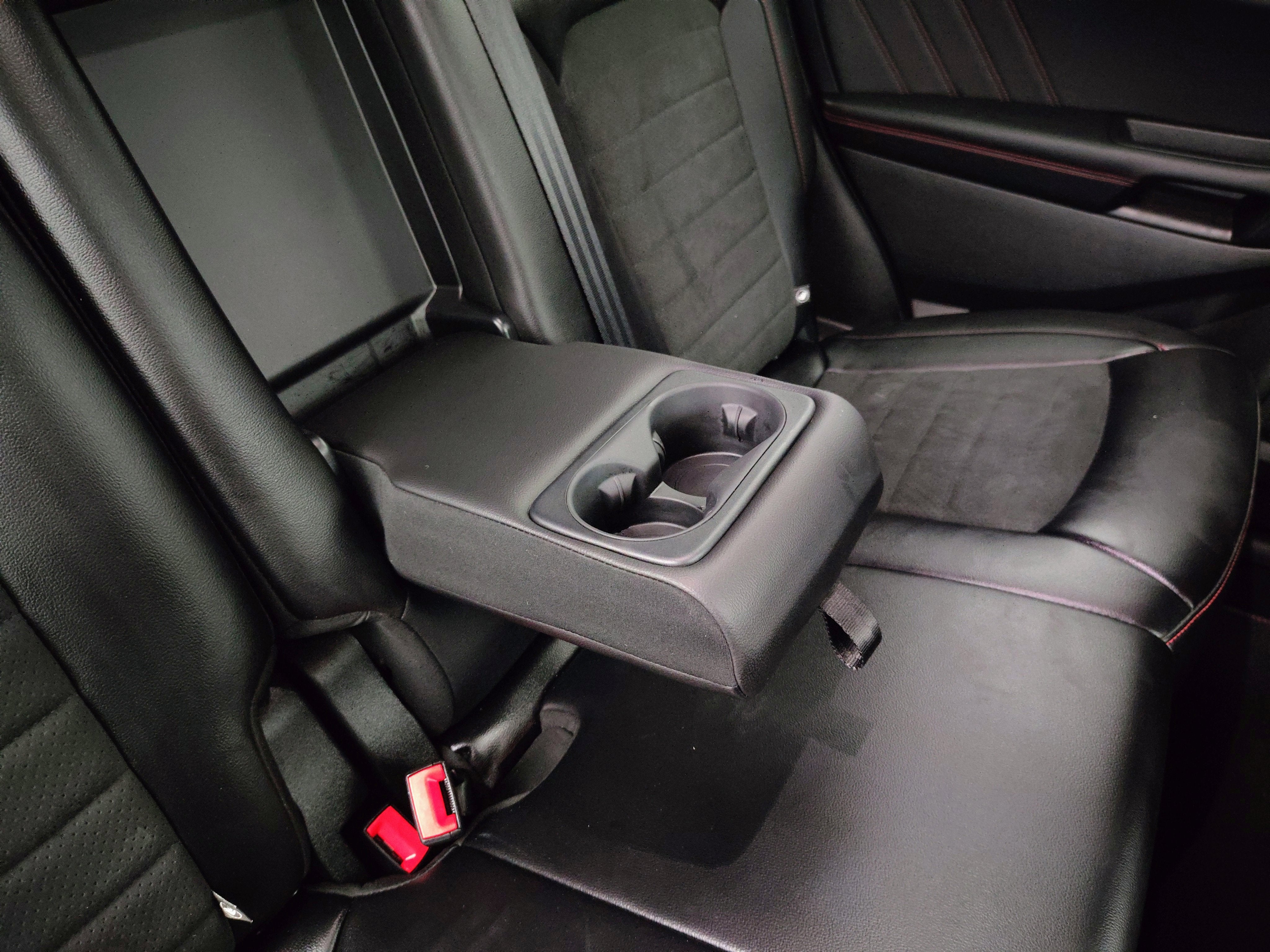 2022 Ford Edge ST-Line