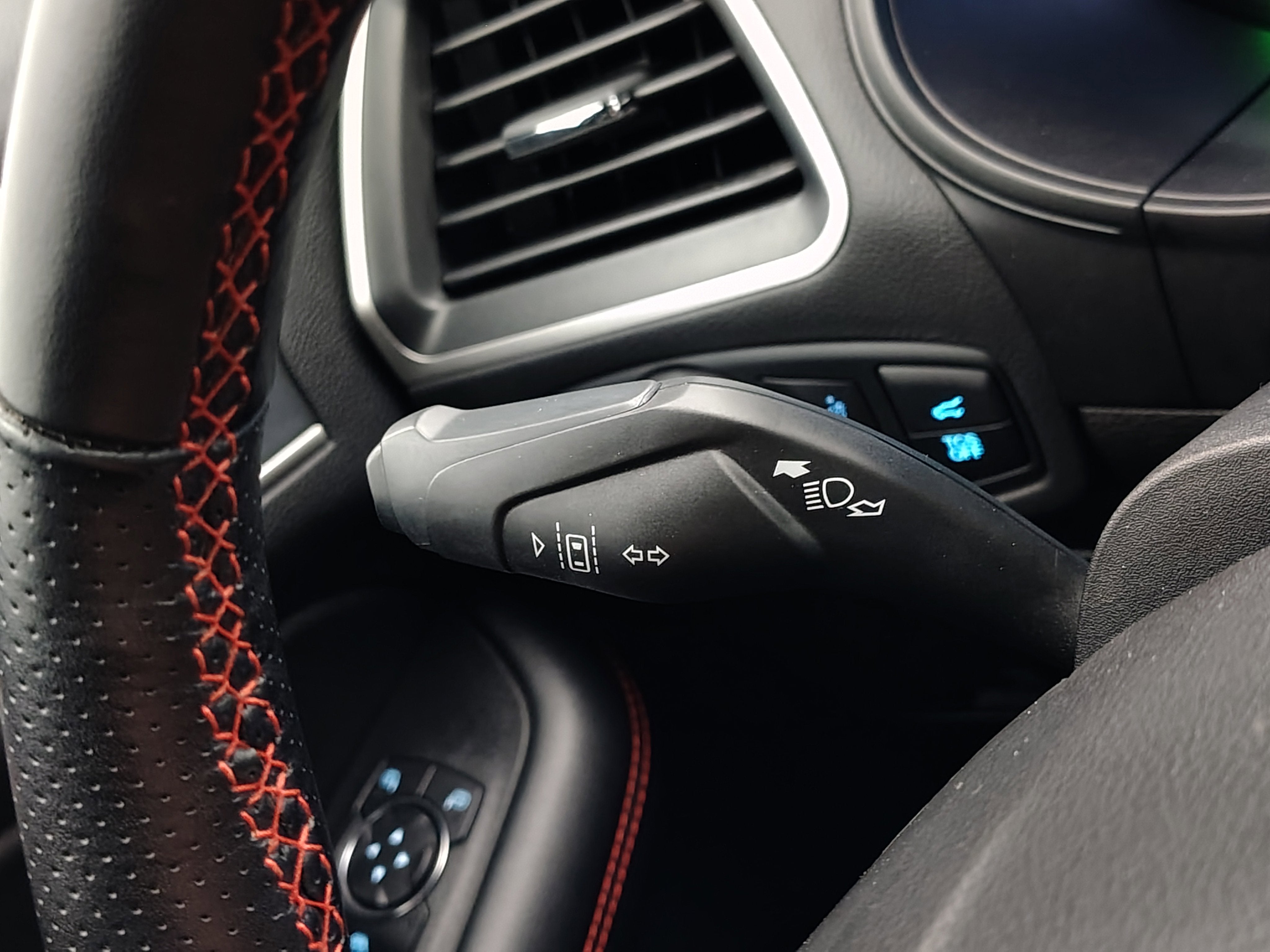 2022 Ford Edge ST-Line