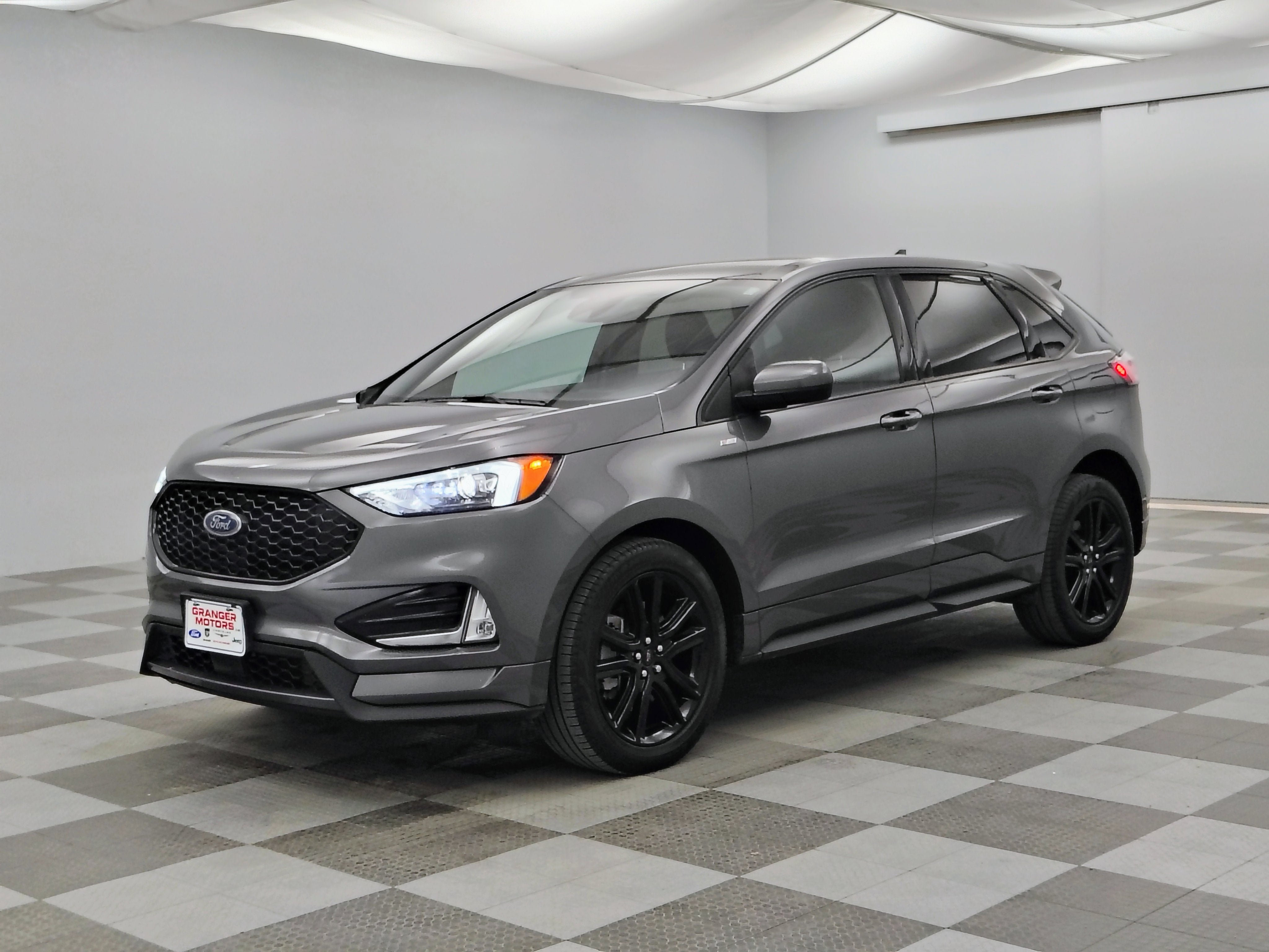 2022 Ford Edge ST-Line