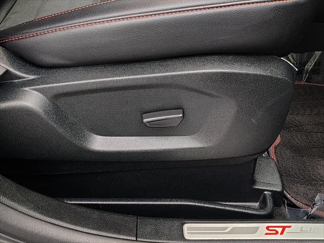 2022 Ford Edge ST-Line