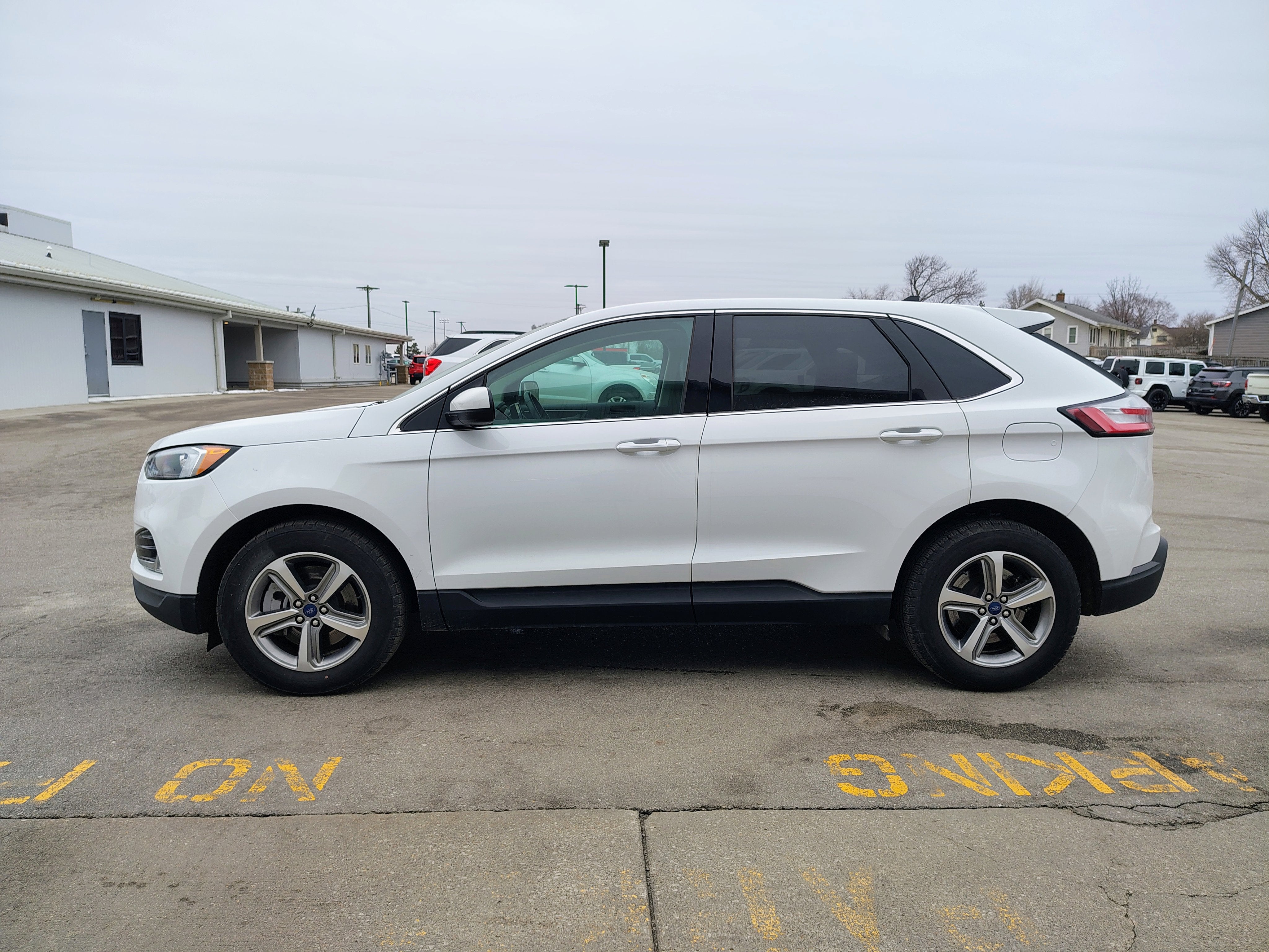 2022 Ford Edge SEL