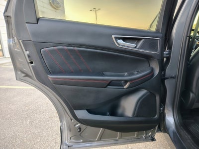 2022 Ford Edge ST-Line