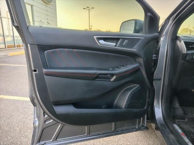 2022 Ford Edge ST-Line
