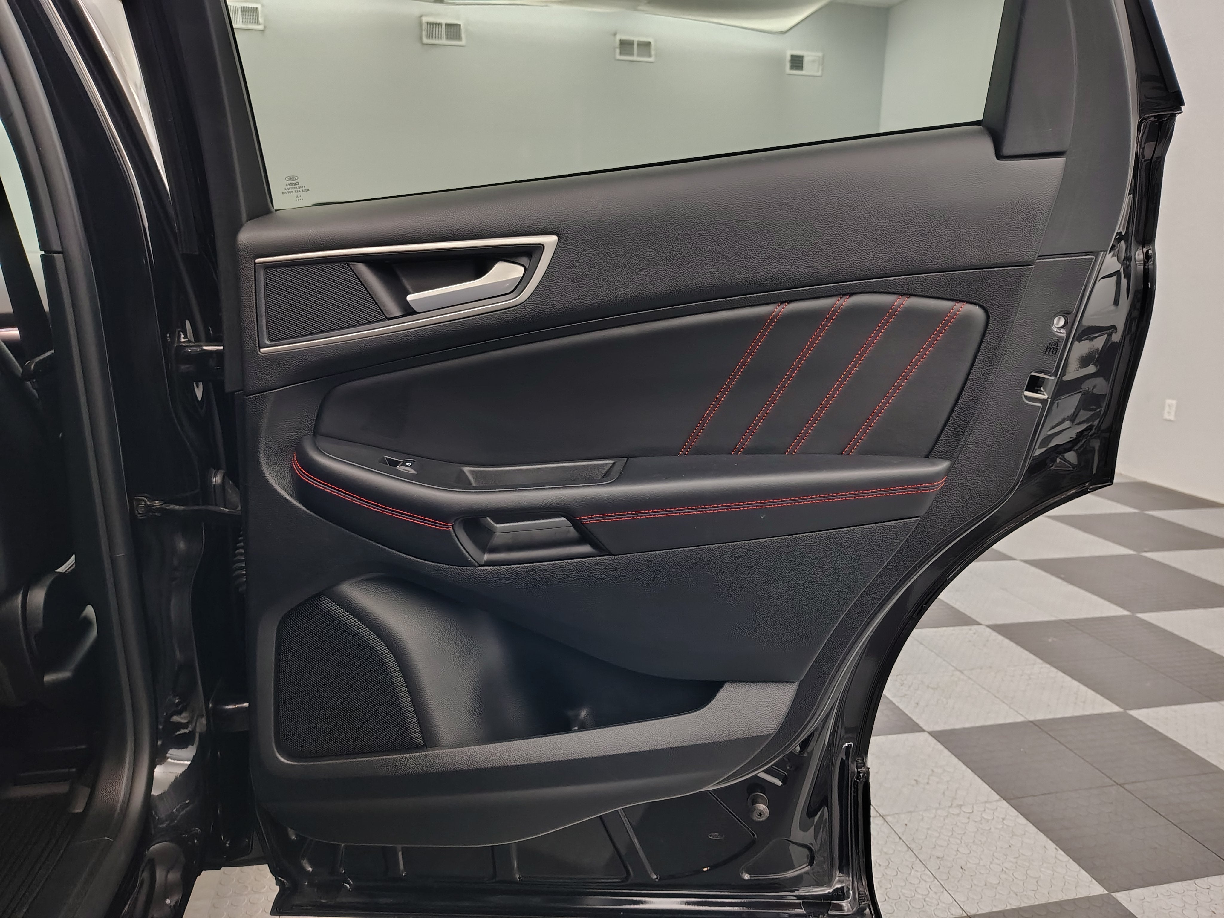 2023 Ford Edge ST-Line