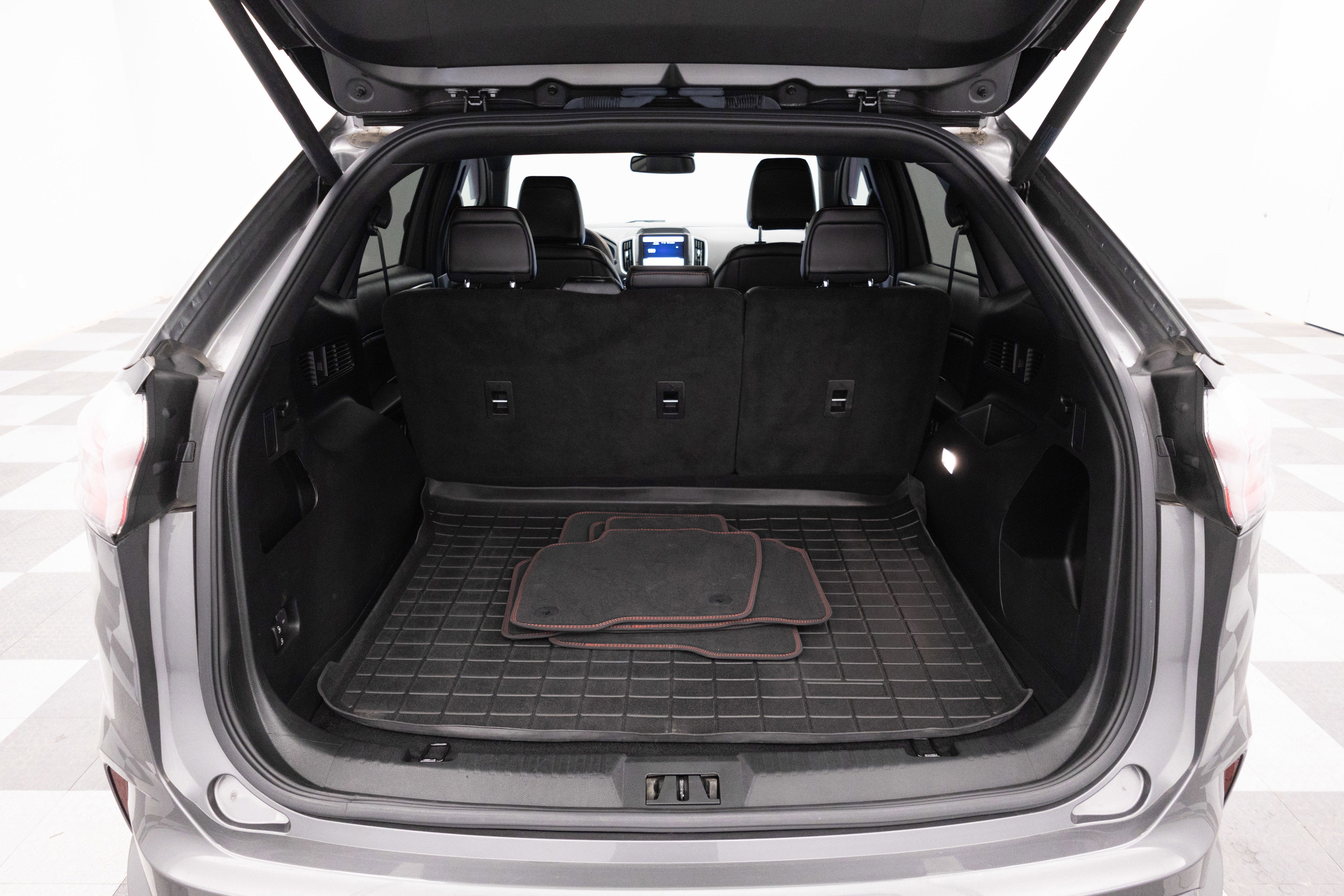 2023 Ford Edge ST-Line
