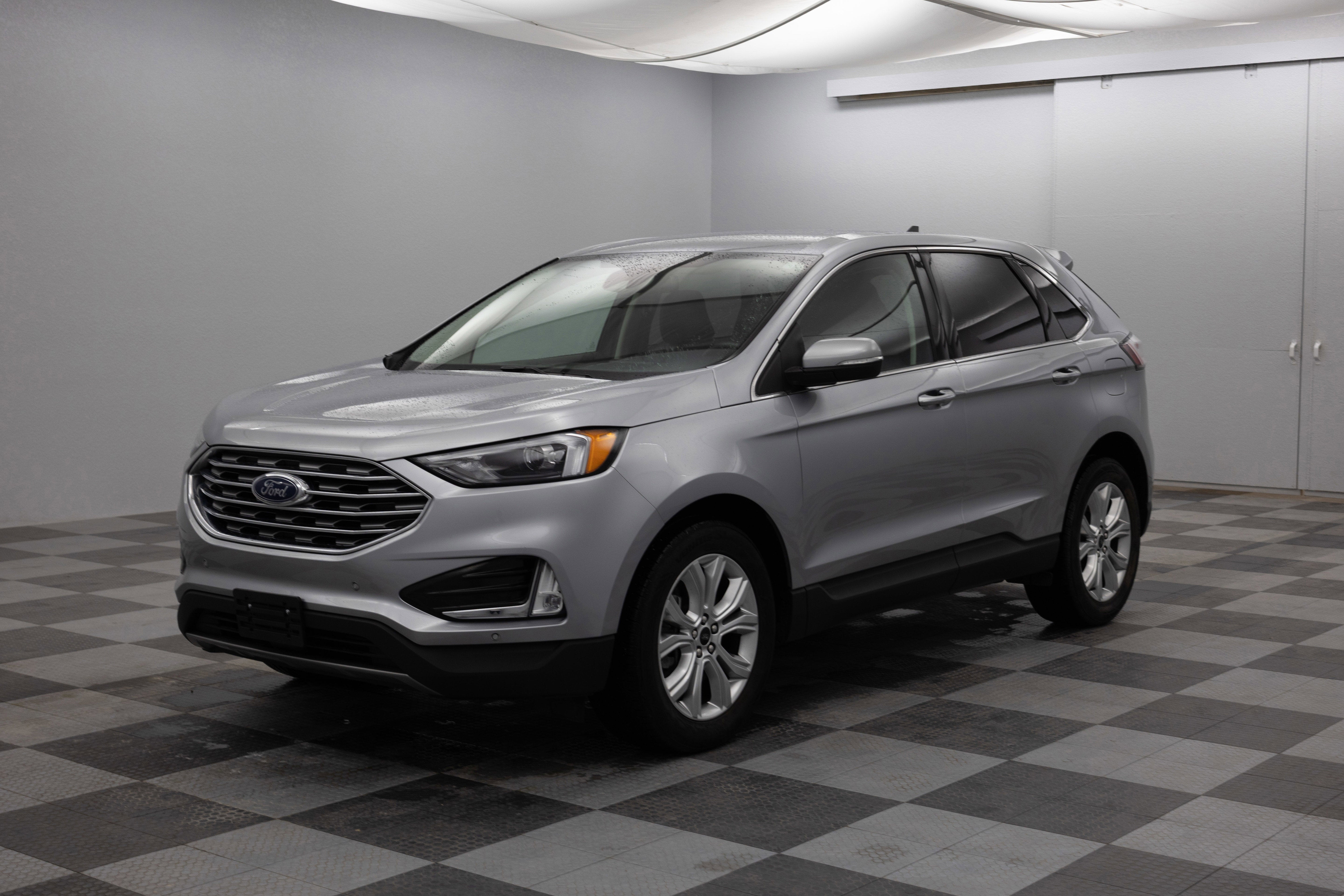 2023 Ford Edge Titanium