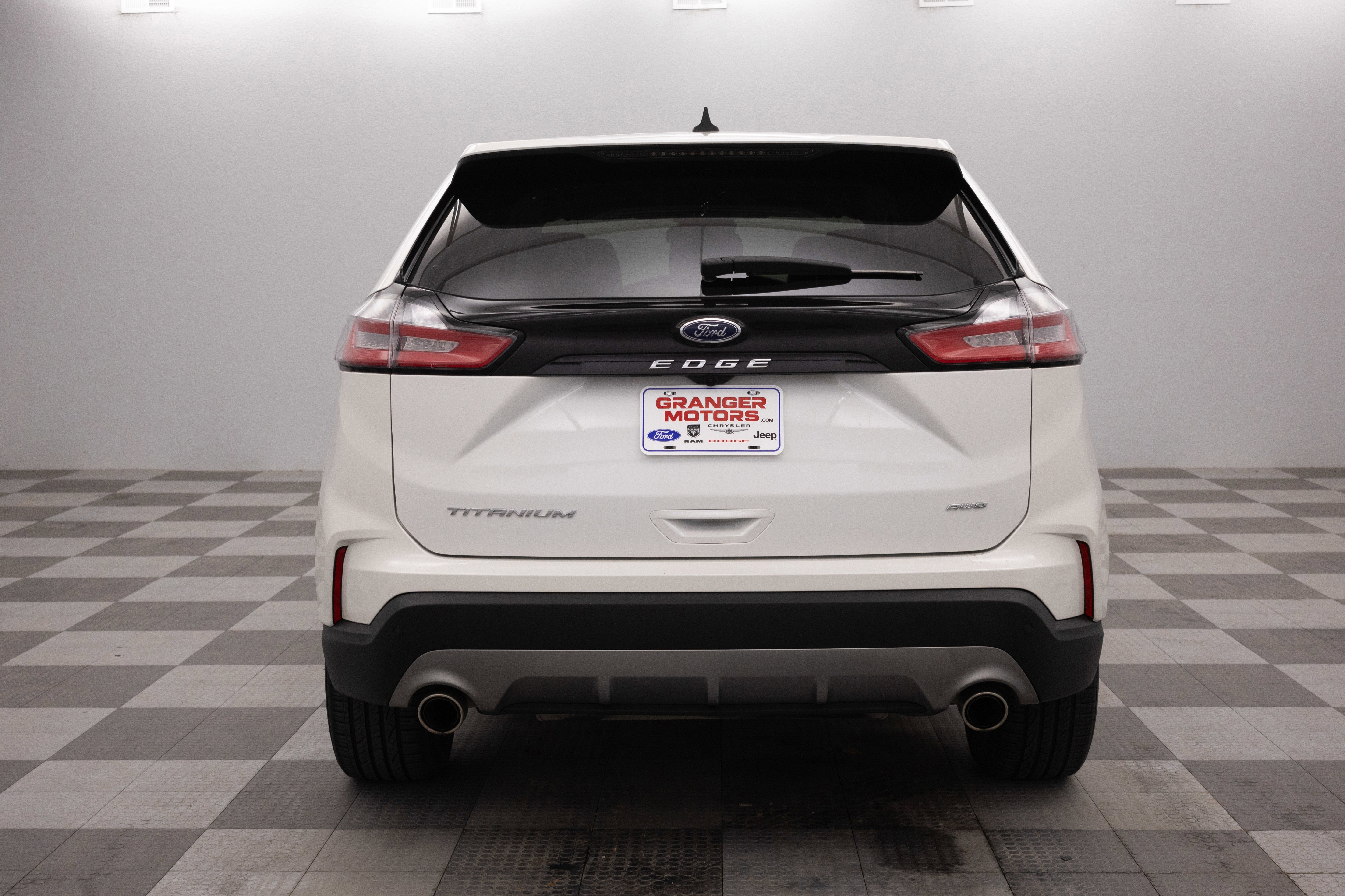 2023 Ford Edge Titanium
