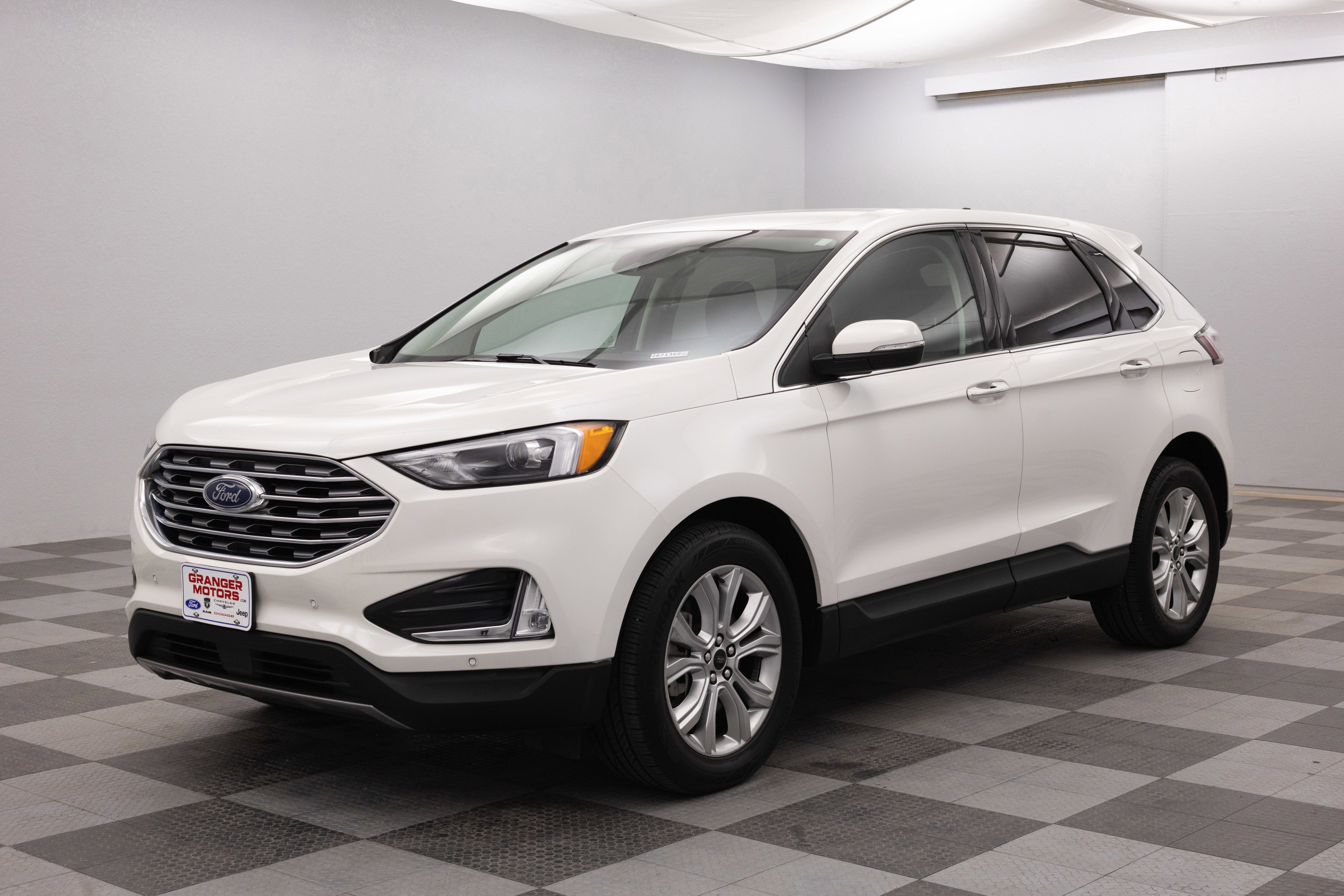 2023 Ford Edge Titanium