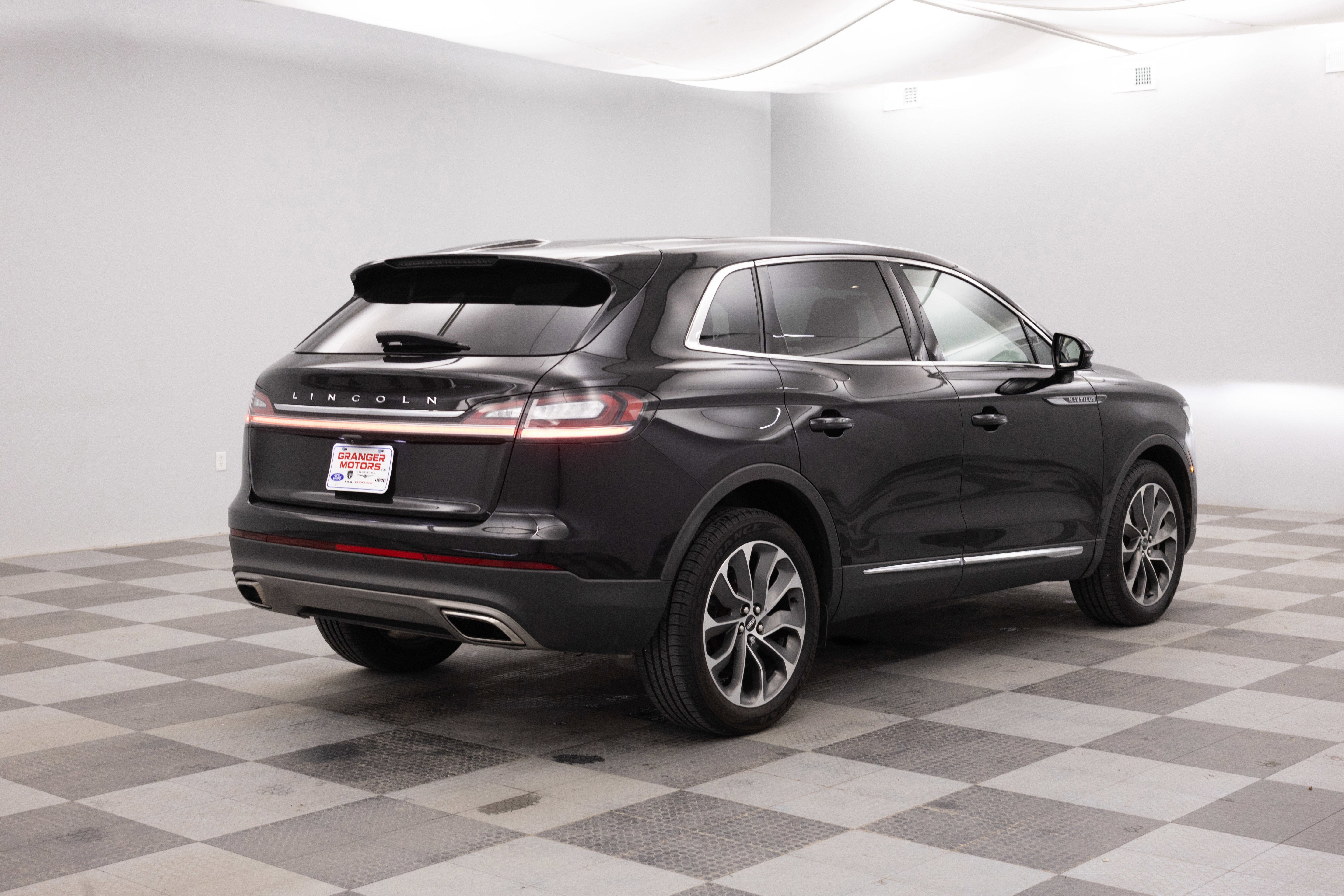 2022 Lincoln Nautilus Reserve