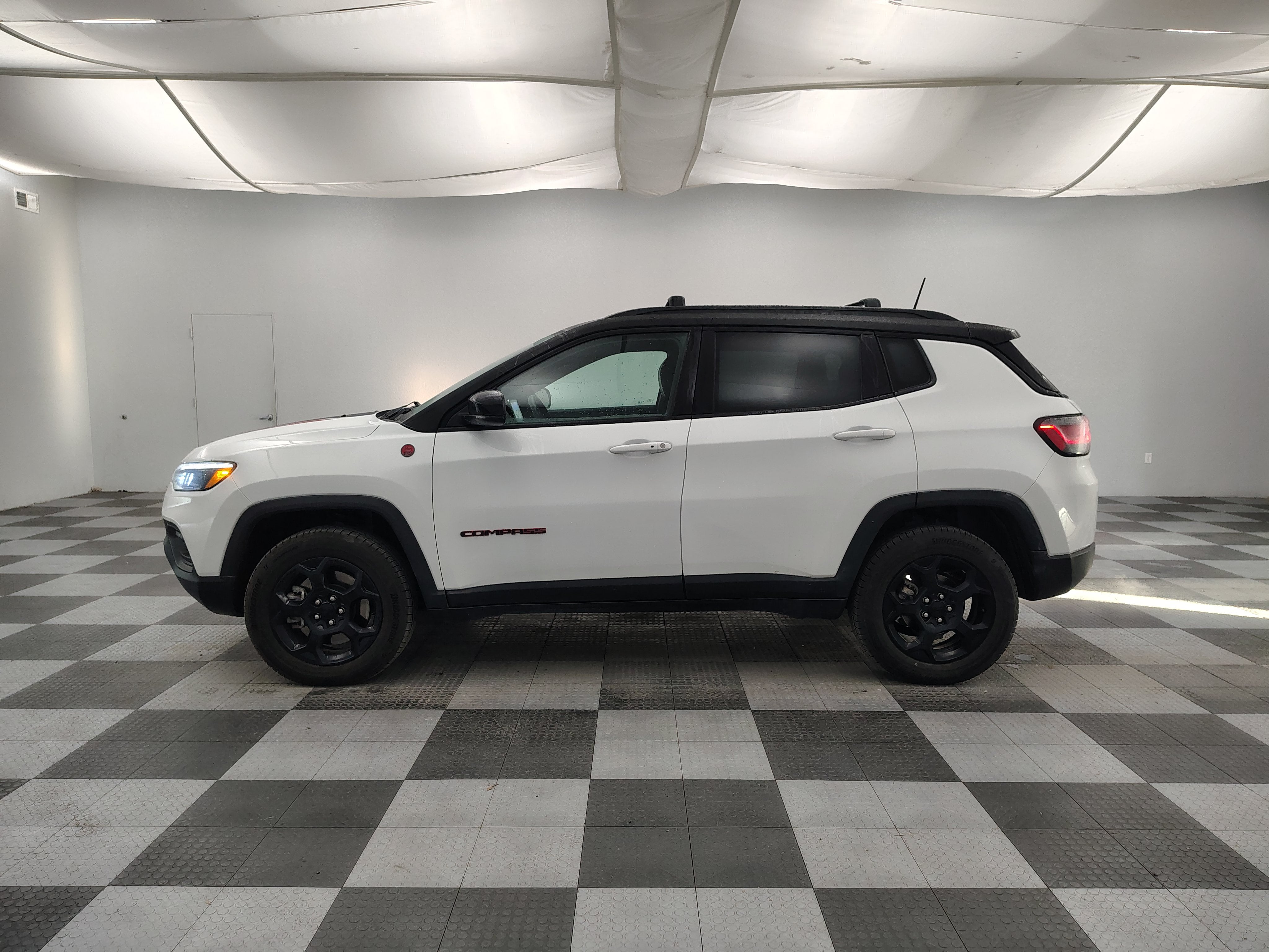 2023 Jeep Compass Trailhawk
