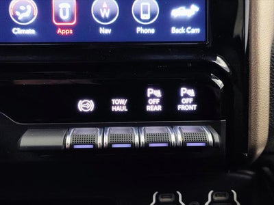 2021 RAM 3500 Laramie Crew Cab 4x4 6'4' Box