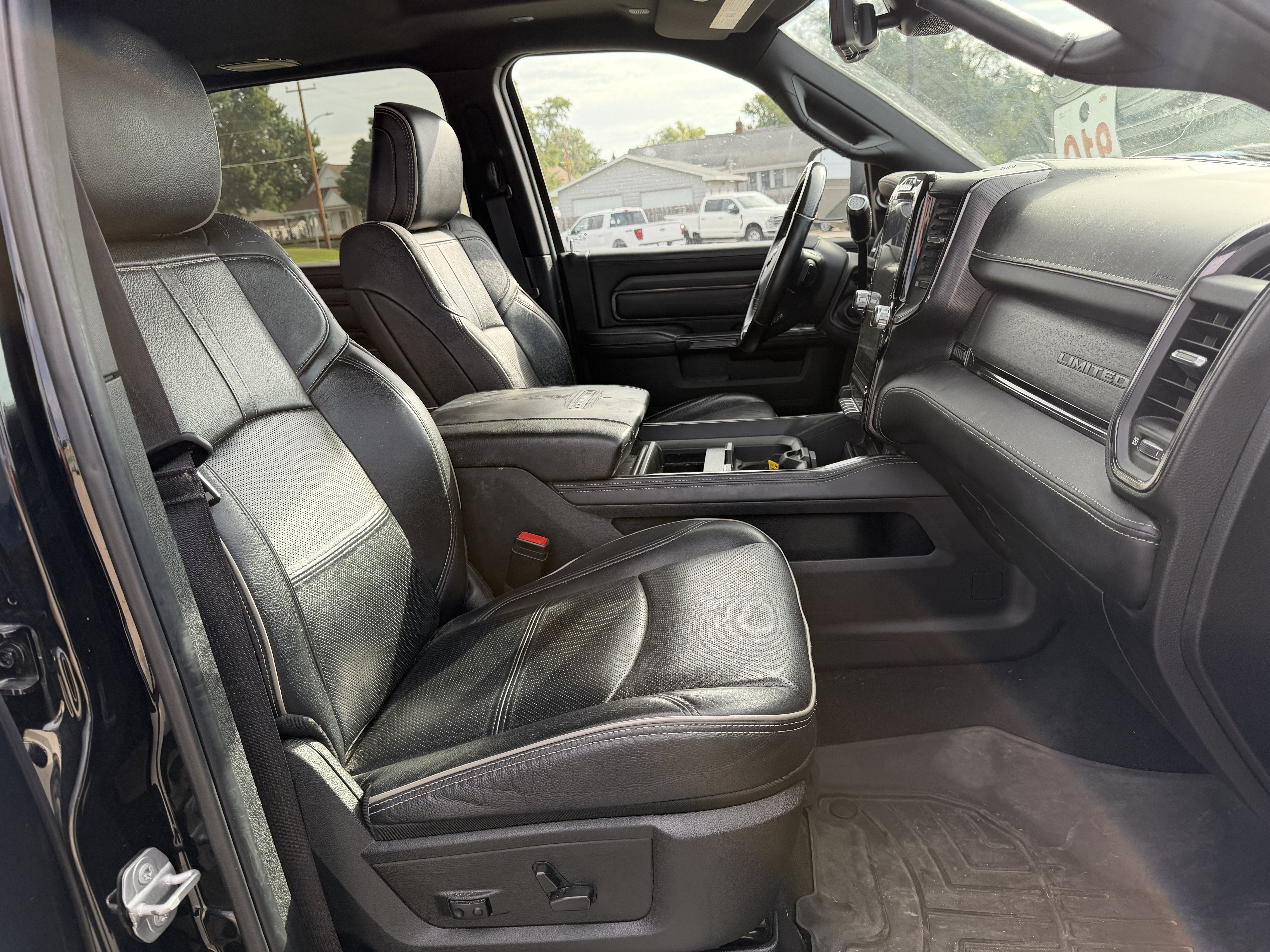 2022 RAM 3500 Limited