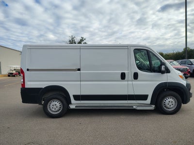 2025 RAM ProMaster 2500 136 WB Low Roof Cargo