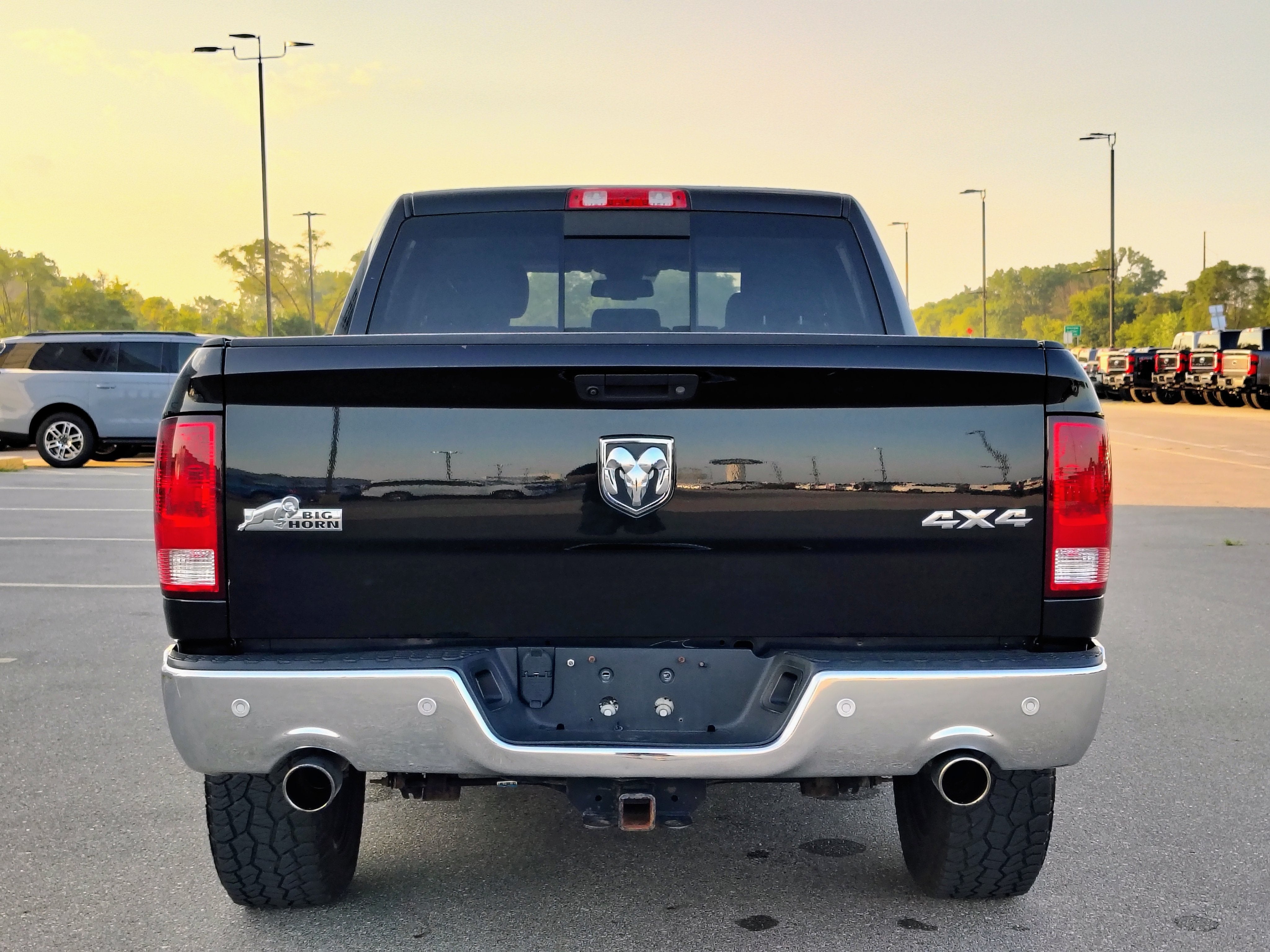 2017 RAM 1500 Big Horn Crew Cab 4x4 5'7' Box