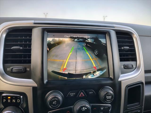 2017 RAM 1500 Big Horn Crew Cab 4x4 5'7' Box