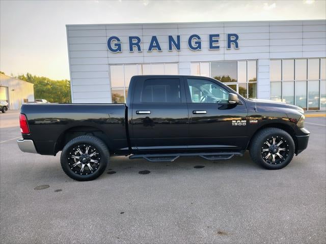 2017 RAM 1500 Big Horn Crew Cab 4x4 5'7' Box