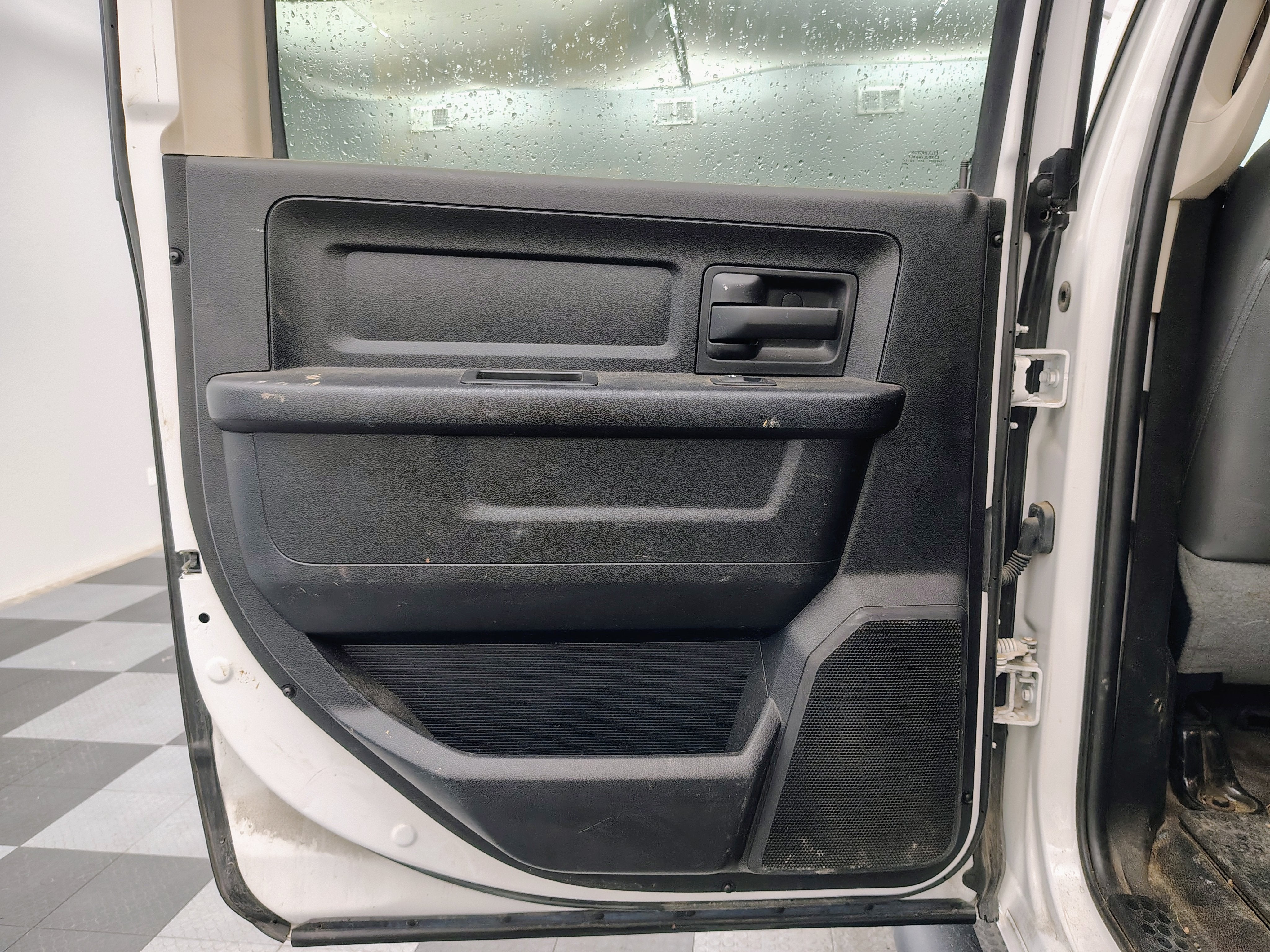 2018 RAM 2500 Tradesman Crew Cab 4x4 6'4' Box