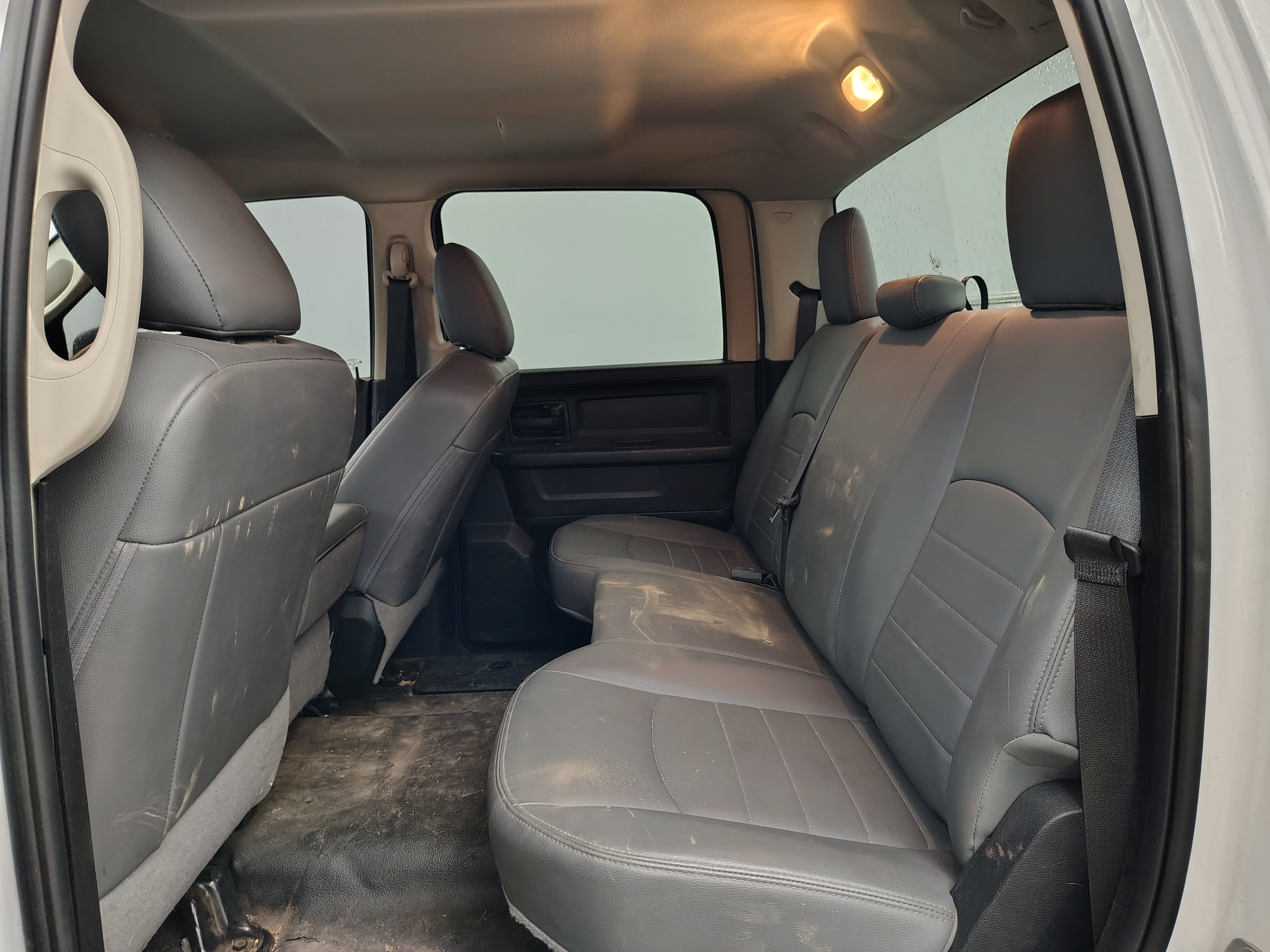 2018 RAM 2500 Tradesman Crew Cab 4x4 6'4' Box